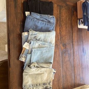 5 pairs of jeans from abercrombie and fitch kids. all size 9/10 slim.